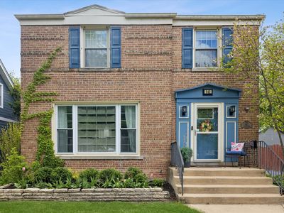 842 Forest Rd