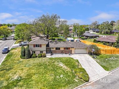 1319 Fremont Dr