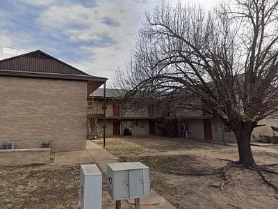 325 W Oklahoma Ave