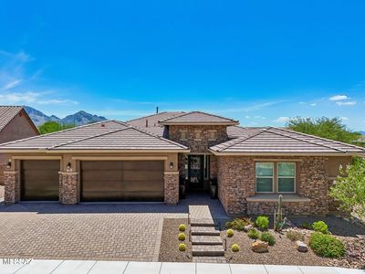 425 W Red Ribbon Ln