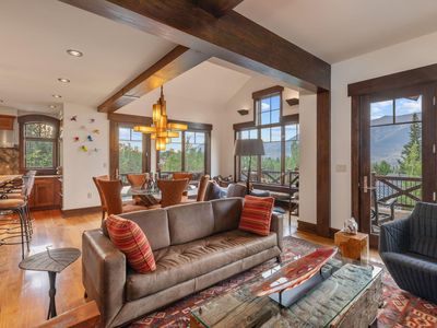 500 Mountain Village Blvd #201