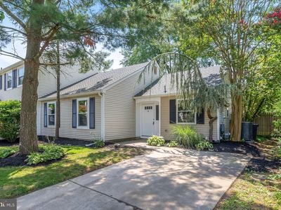111 Burgundy Ct