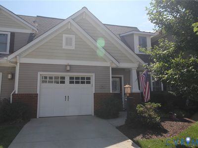 641 Abbey Village Cir
