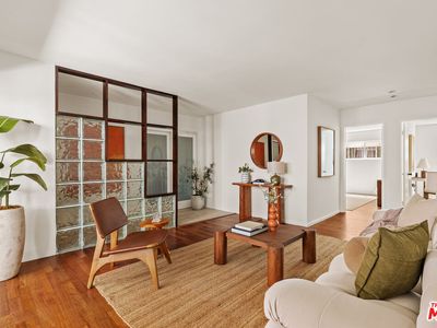 2225 20th St APT 2