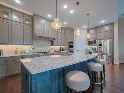 2418 Sandhill Crest Ln