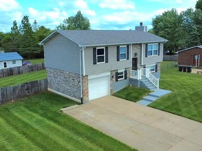 3014 S Woodland Dr