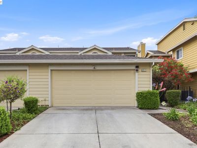 911 Erie Cir