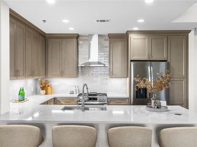 270 17th St NW UNIT 1608