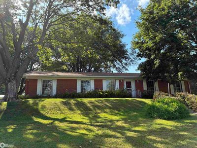16 Fairway Dr