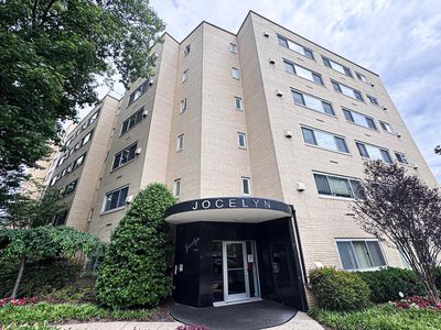 5315 Connecticut Ave NW APT 310
