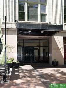 300 S 16th St APT 602