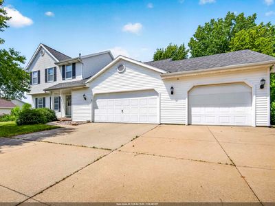Property at W6788 Windward Dr, Greenville, WI