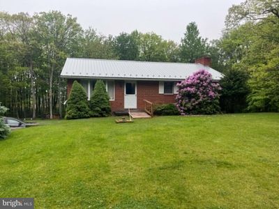 211 Rocky Mountain Dr