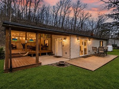 Property at 142 Twin Lakes Dr, Zelienople, PA