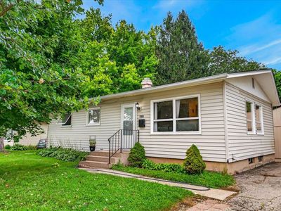 1909 Tennyson Ln