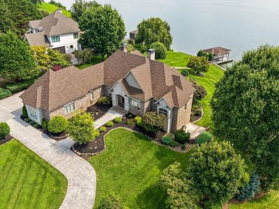 233 Lake Crest Dr