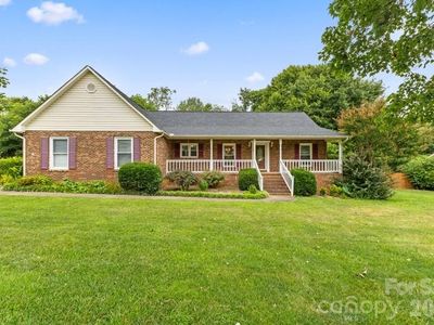 105 Spurgen Dr