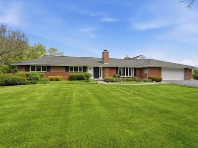 520 W Merri Oaks Rd