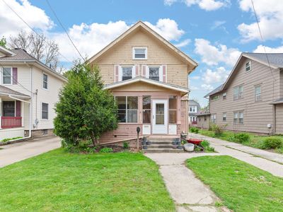 1002 S West Ave