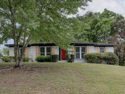 4900 Montego Dr