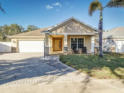 7233 Wakeview Dr