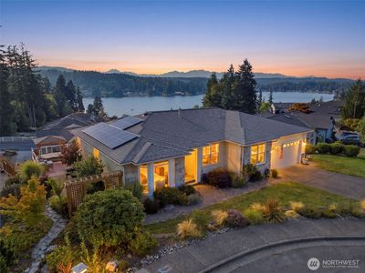 6086 Kingfisher Court