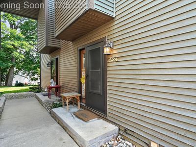 524 W Rockwell St