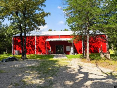 735 County Road 3211