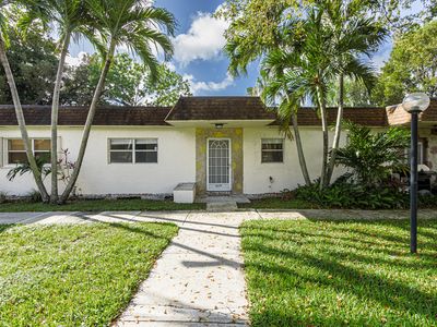 437 SW Natura Avenue #F