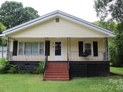 803 Long St