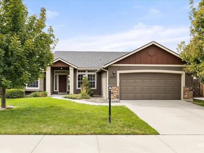 6157 N Silver Elm Way