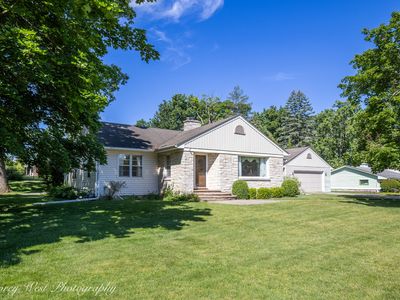 801 Lawnwood Ave