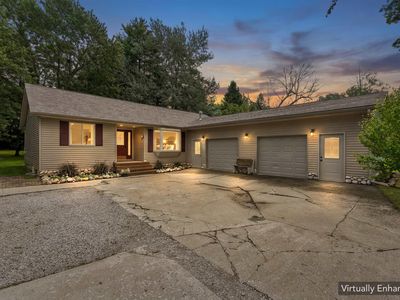 1902 Maple Rd