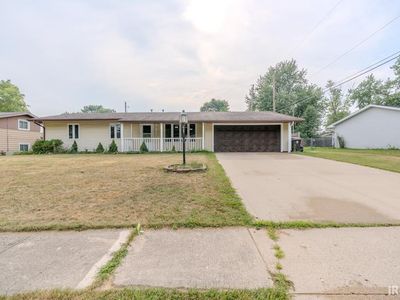 6103 Beaumont Dr