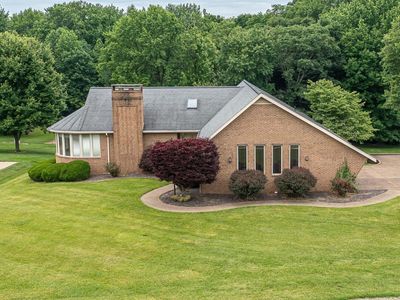 1029 University Dr