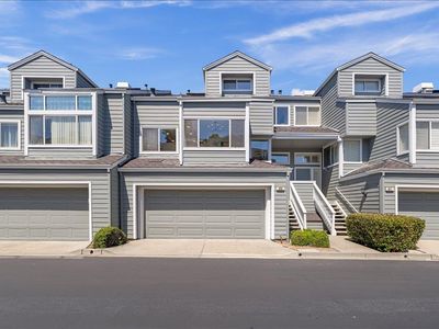 809 Columbia Cir