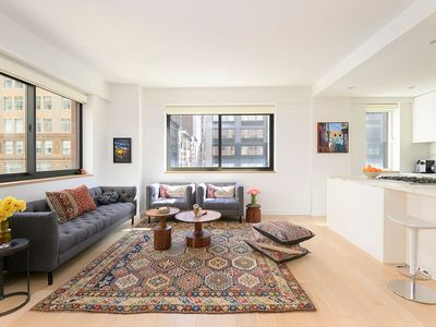 200 W 24th St APT 3A