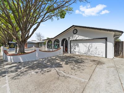 1649 California Drive