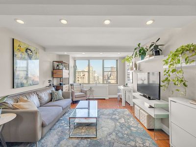 301 E 79th St APT 27G