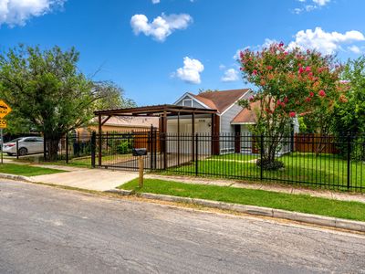 5728 HAREFIELD DR