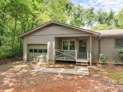 Property at 100 Stonewall Ave, Swannanoa, NC