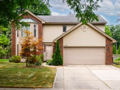 4877 Davis Ct