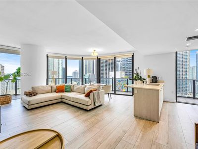 45 SW 9th St APT 2103