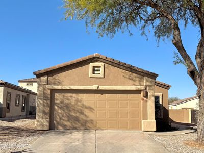 477 E Placita Fanega