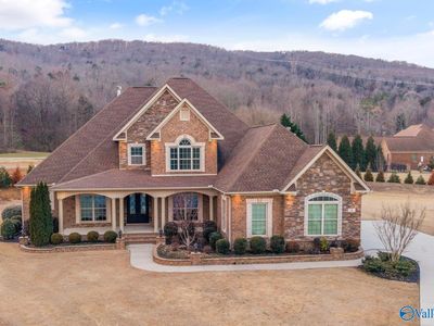 2 Sanders Hill Way SE