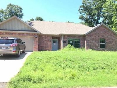 13 Celtic Dr