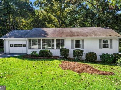 145 Carriage Cir