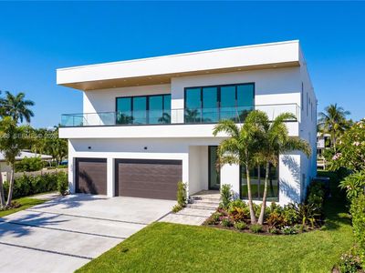 2508 NE 22nd Ter