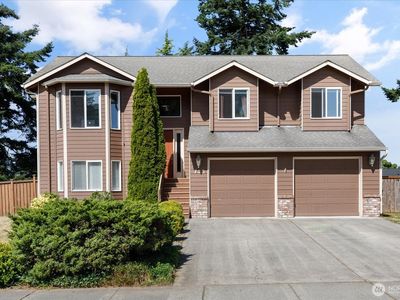 735 SW Regency Drive