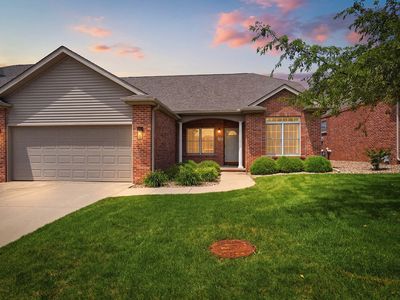 5 Spring Ridge Cir